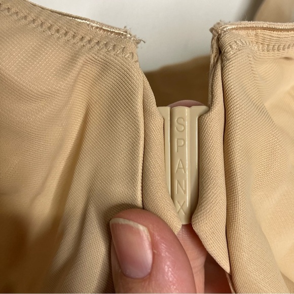 Spanx Bra-llelujah underwire bra tan size 40DD - Picture 2 of 5